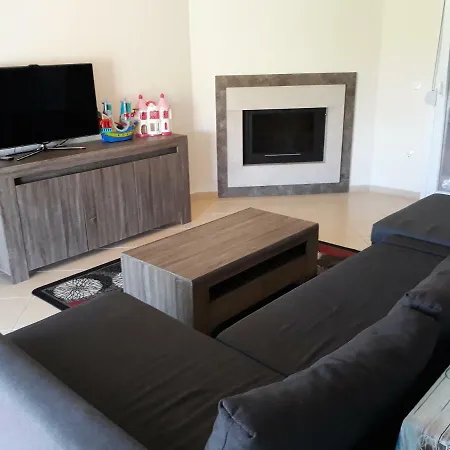 Nadiya House 別荘 ニキティ